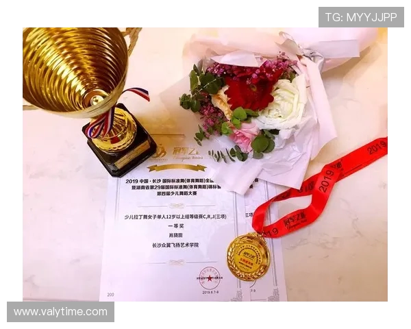 国际邀请赛分析:LNG团队协作展现出的默契与实力