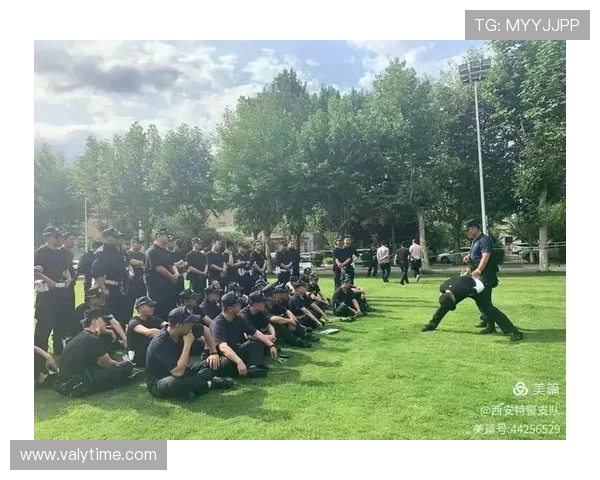 深入分析西安滑板队中路突破战术的独特魅力与实战应用 深入分析西安滑板队中路突破战术的独特魅力与实战应用