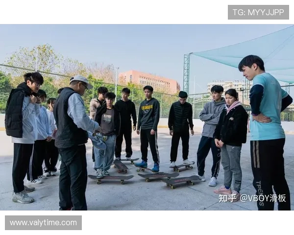 滑板技术排行榜揭晓深圳滑板队荣登榜首引领潮流 滑板技术排行榜揭晓深圳滑板队荣登榜首引领潮流