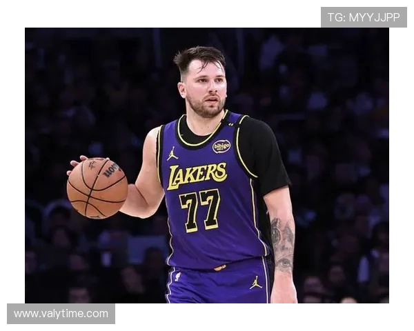 NBA新时代：探索超级球星崛起与战术革新背后的深层动因