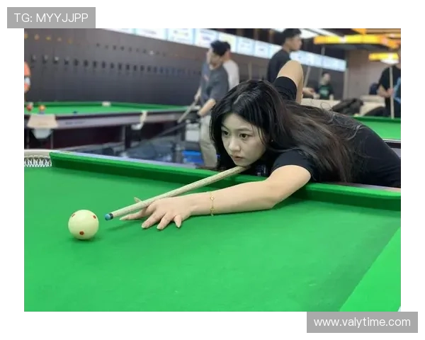 台球竞技与心理博弈探秘：从技巧训练到战术思维全面提升