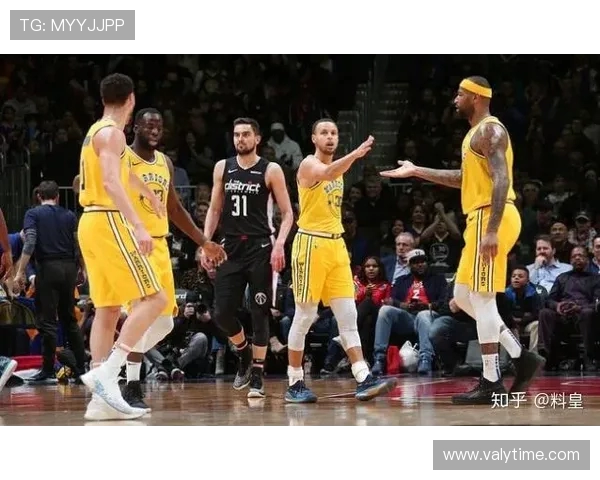 奇才与勇士历史交锋记录分析及比分回顾